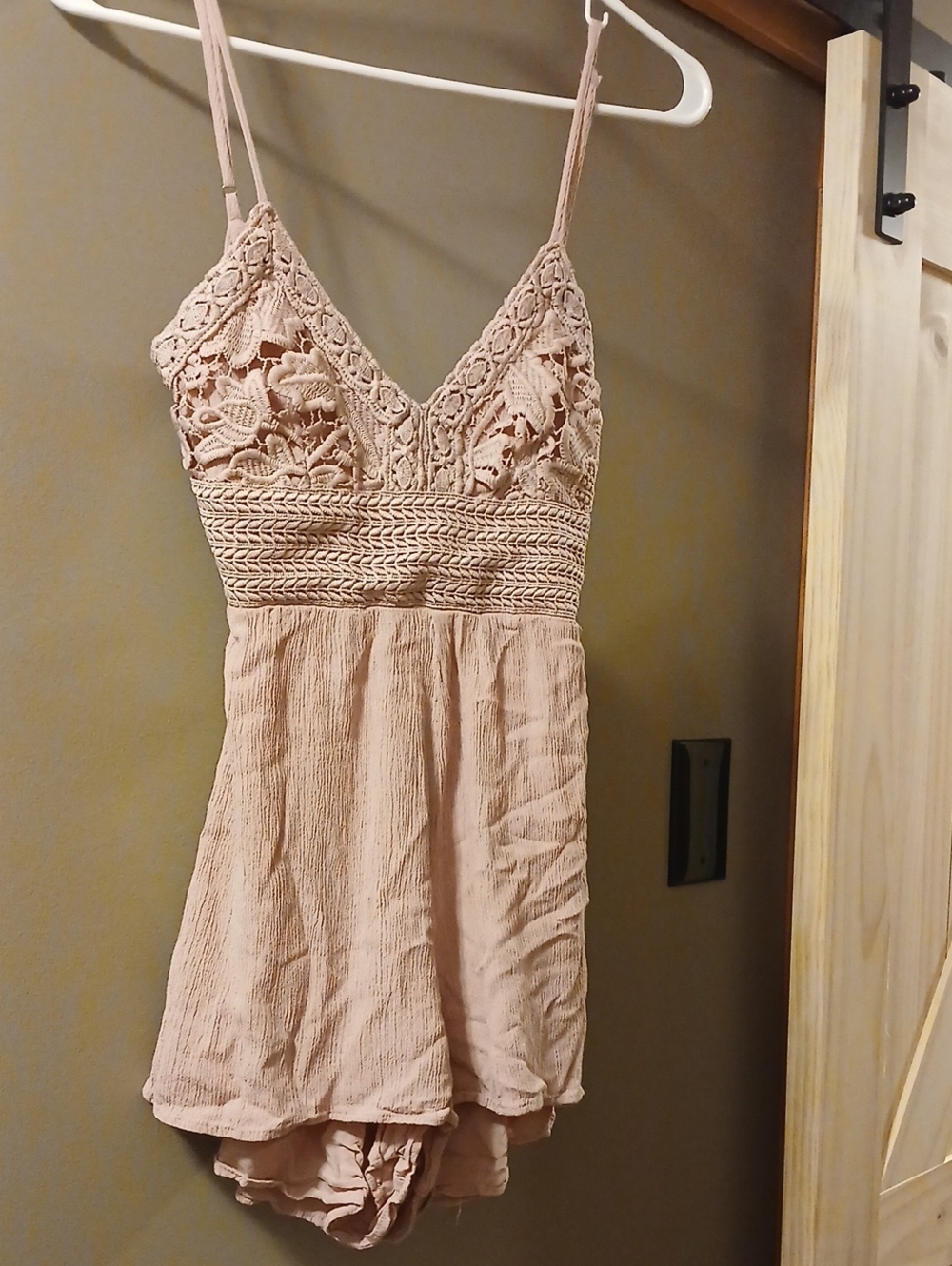 Aeropostale Blush Pink Lace-Trim Spaghetti Strap Romper
